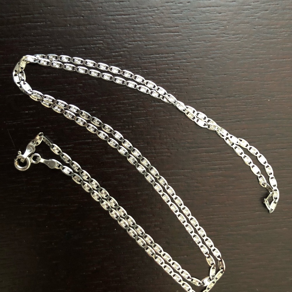 10K white gold necklace
